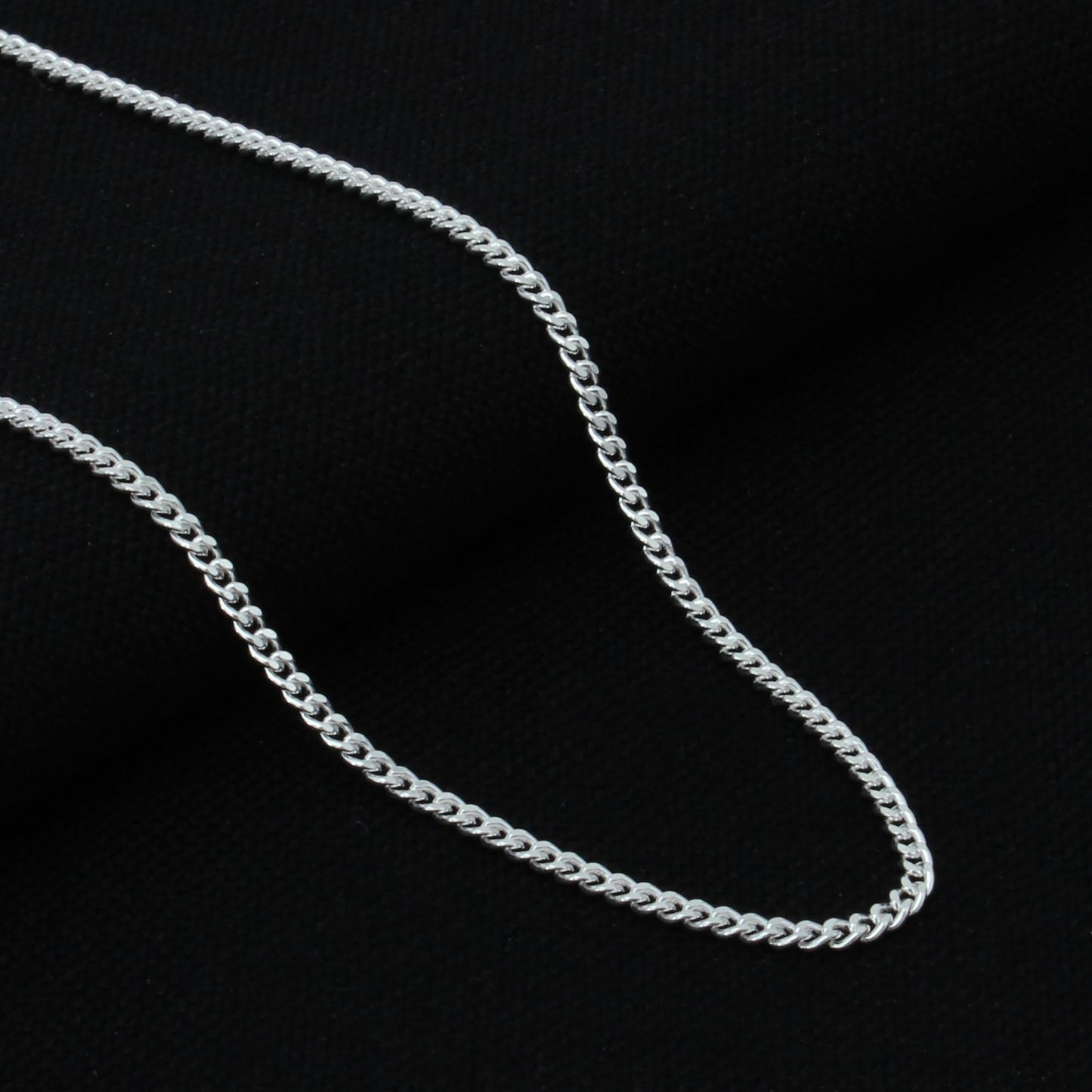 Silver Interlinked Rainy Chain