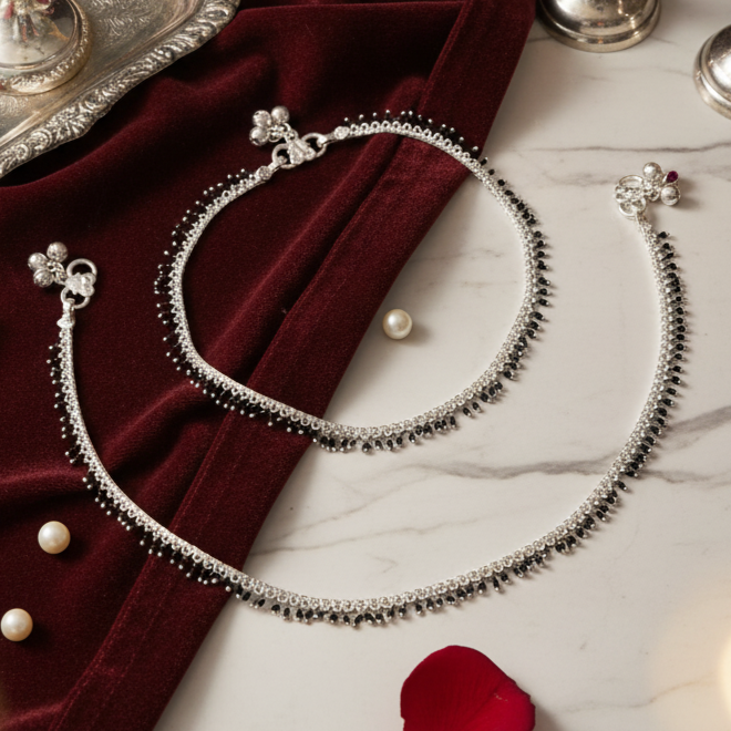 Silver Black Beaded Payal Minimal Traditional Anklet for Daily Wear
